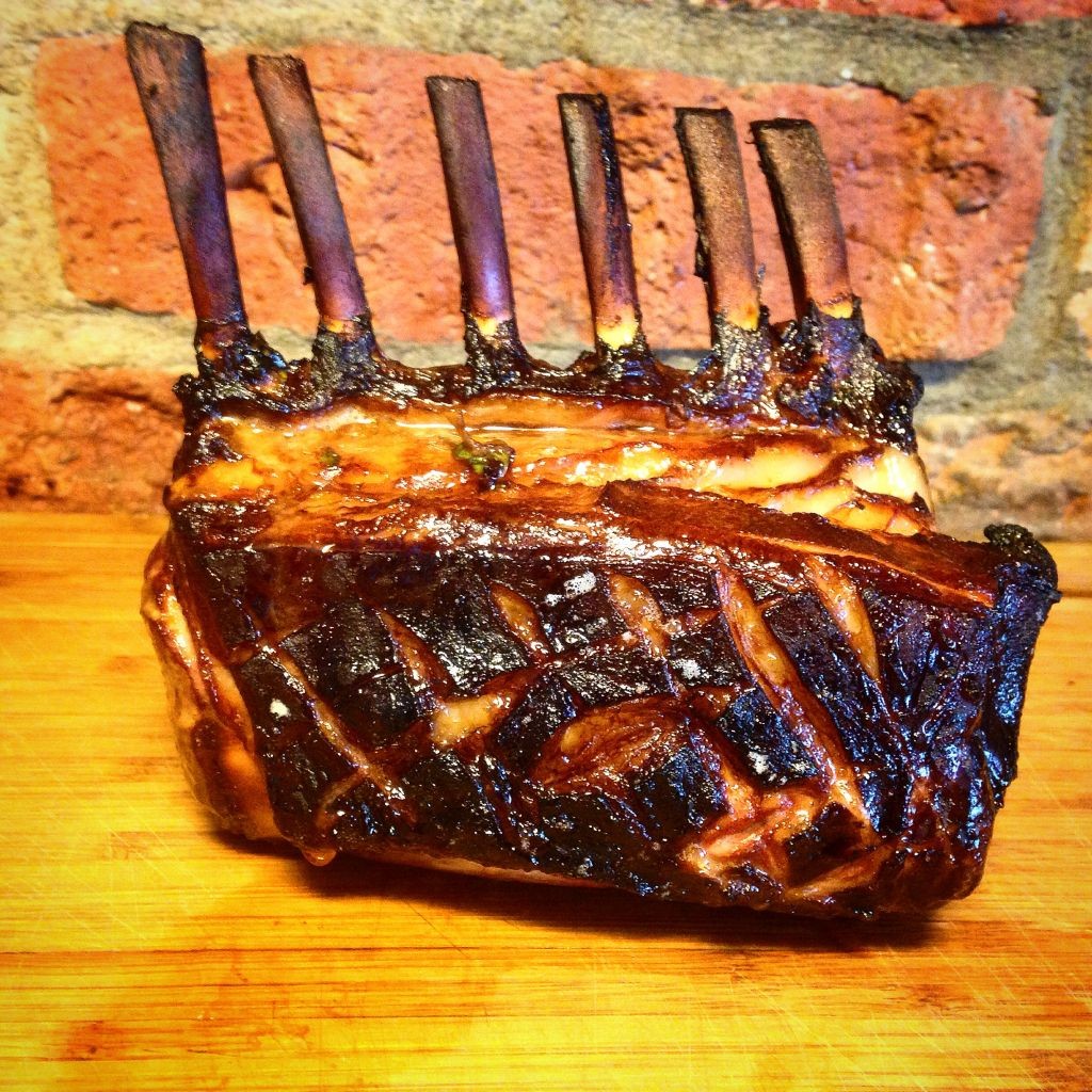 Costillar de cordero a la parrilla estilo tailandés