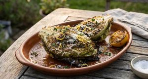 Grillad spetskål med brynt smör och parmesan